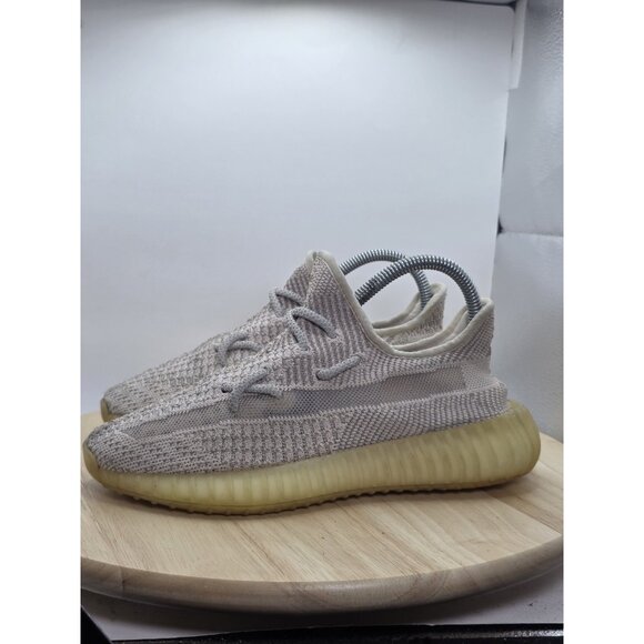 Size 7.5 - adidas Yeezy Boost 350 V2 Synth Reflective, FV5666, Clean, No Box - Picture 1 of 8